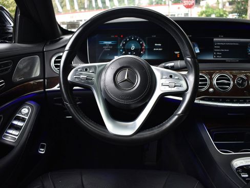 Used 2018 Mercedes-Benz S 450 4MATIC Sedan w/ Premium Package image 22