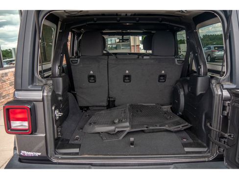 Used 2022 Jeep Wrangler Unlimited Sport image 33