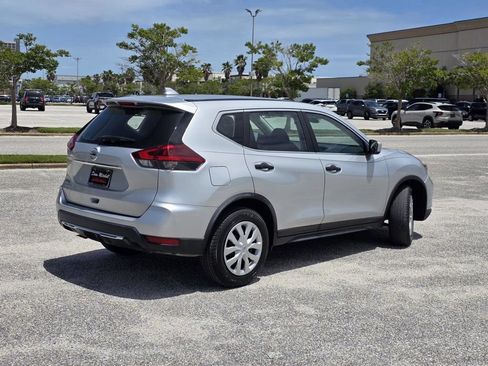 Used 2020 Nissan Rogue S FWD image 6