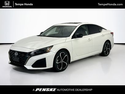 Used 2023 Nissan Altima 2.5 SR w/ SR Premium Package