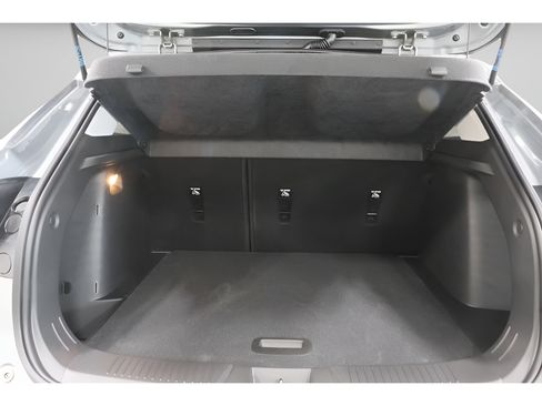 New 2026 Chevrolet Trax LT w/ Driver Confidence Package FWD image 25