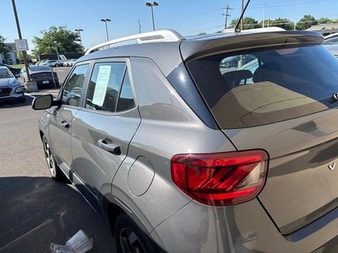 Certified 2023 Hyundai Venue SEL w/ Cargo Package FWD image 6