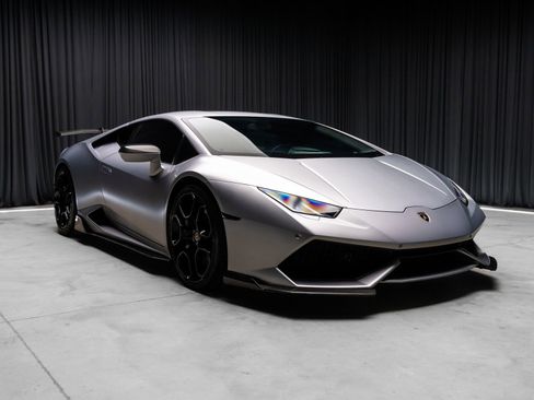 Used 2015 Lamborghini Huracan LP 610-4 image 16