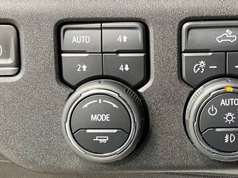 Used 2024 Chevrolet Silverado 1500 RST AWD/4WD image 29