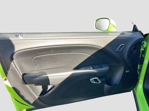 Used 2023 Dodge Challenger R/T w/ Plus Package image 17