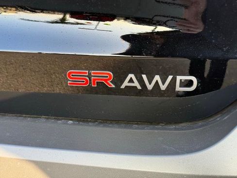 New 2026 Nissan Kicks SR image 8