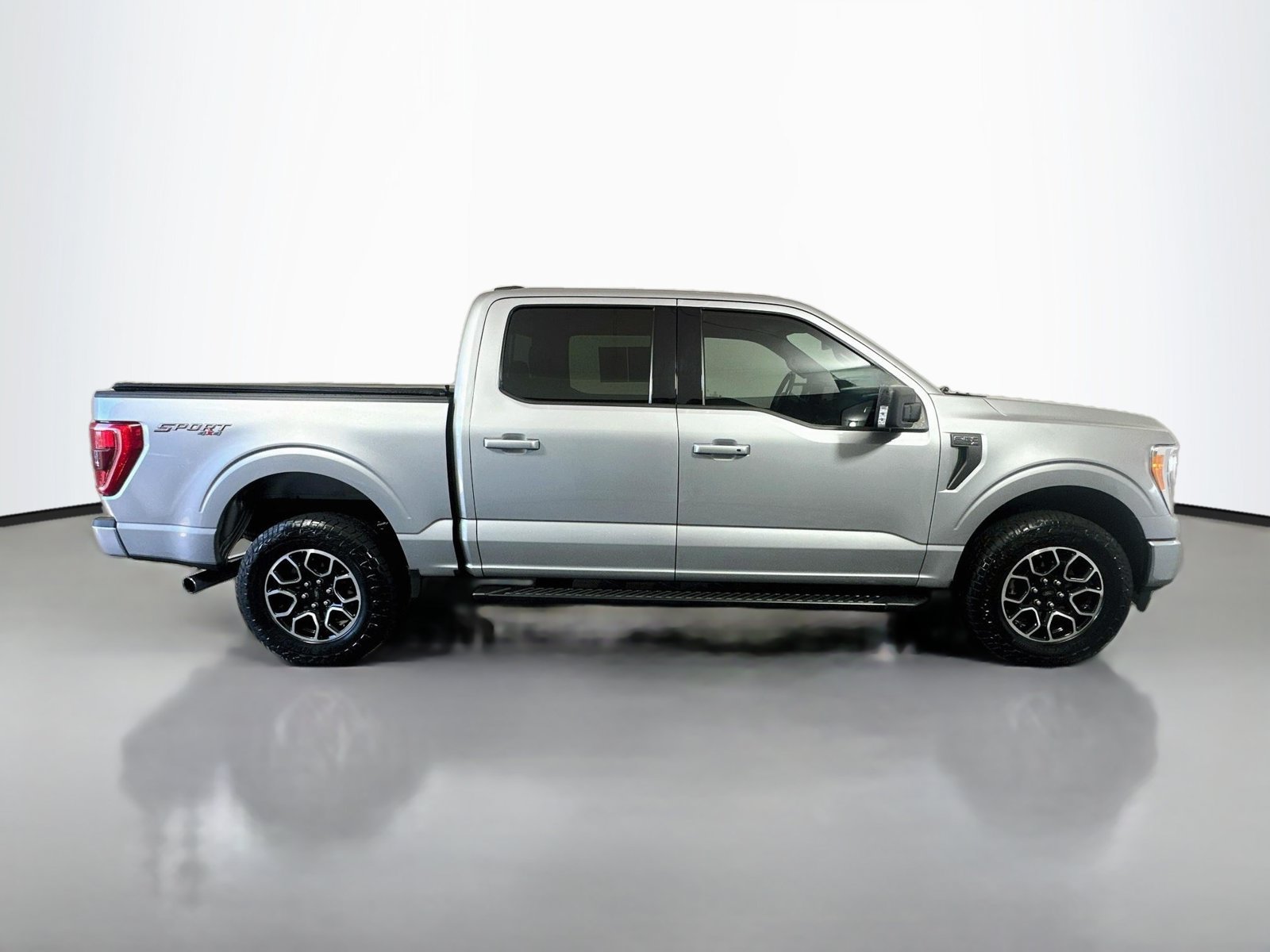 Used 2021 Ford F150 XLT w/ Equipment Group 302A High AWD/4WD image 8