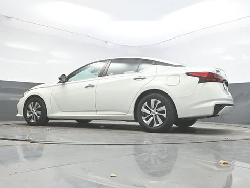 Used 2021 Nissan Altima 2.5 S image 35