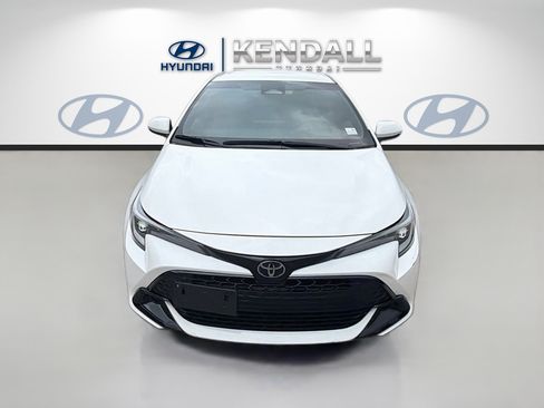 Used 2023 Toyota Corolla SE FWD image 2