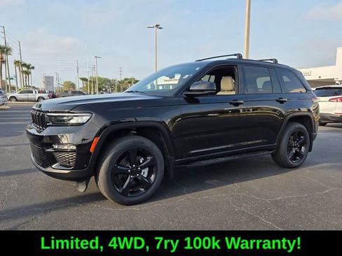 Used 2023 Jeep Grand Cherokee Limited w/ Luxury Tech Group II image 3