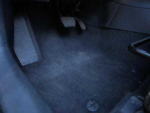 Used 2023 Toyota Corolla Cross SE AWD/4WD image 16