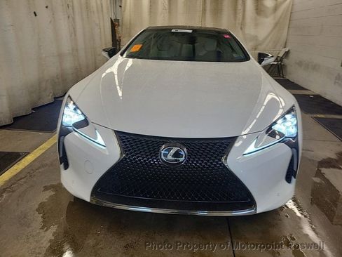 Used 2024 Lexus LC 500 Coupe image 2