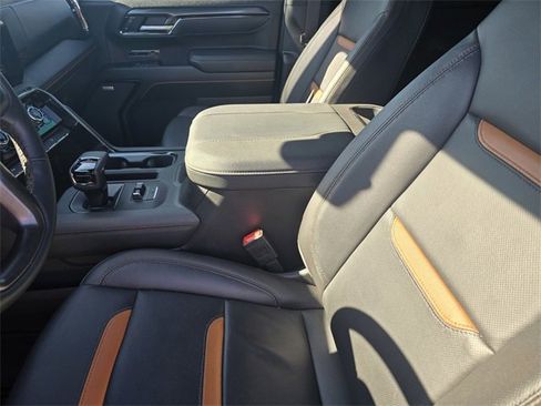 Used 2025 GMC Sierra 1500 AT4 w/ AT4 Premium Package image 20