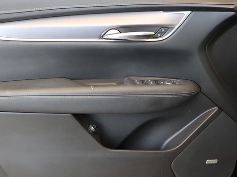 Used 2021 Cadillac XT5 Luxury image 10