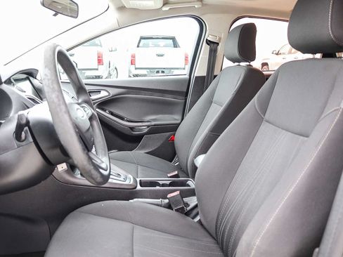 Used 2018 Ford Focus SEL FWD image 14