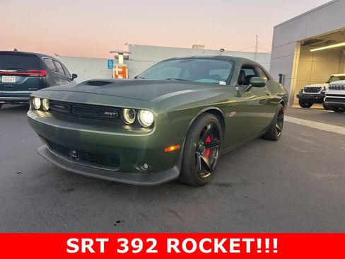 Used 2018 Dodge Challenger SRT w/ Technology Group image 1