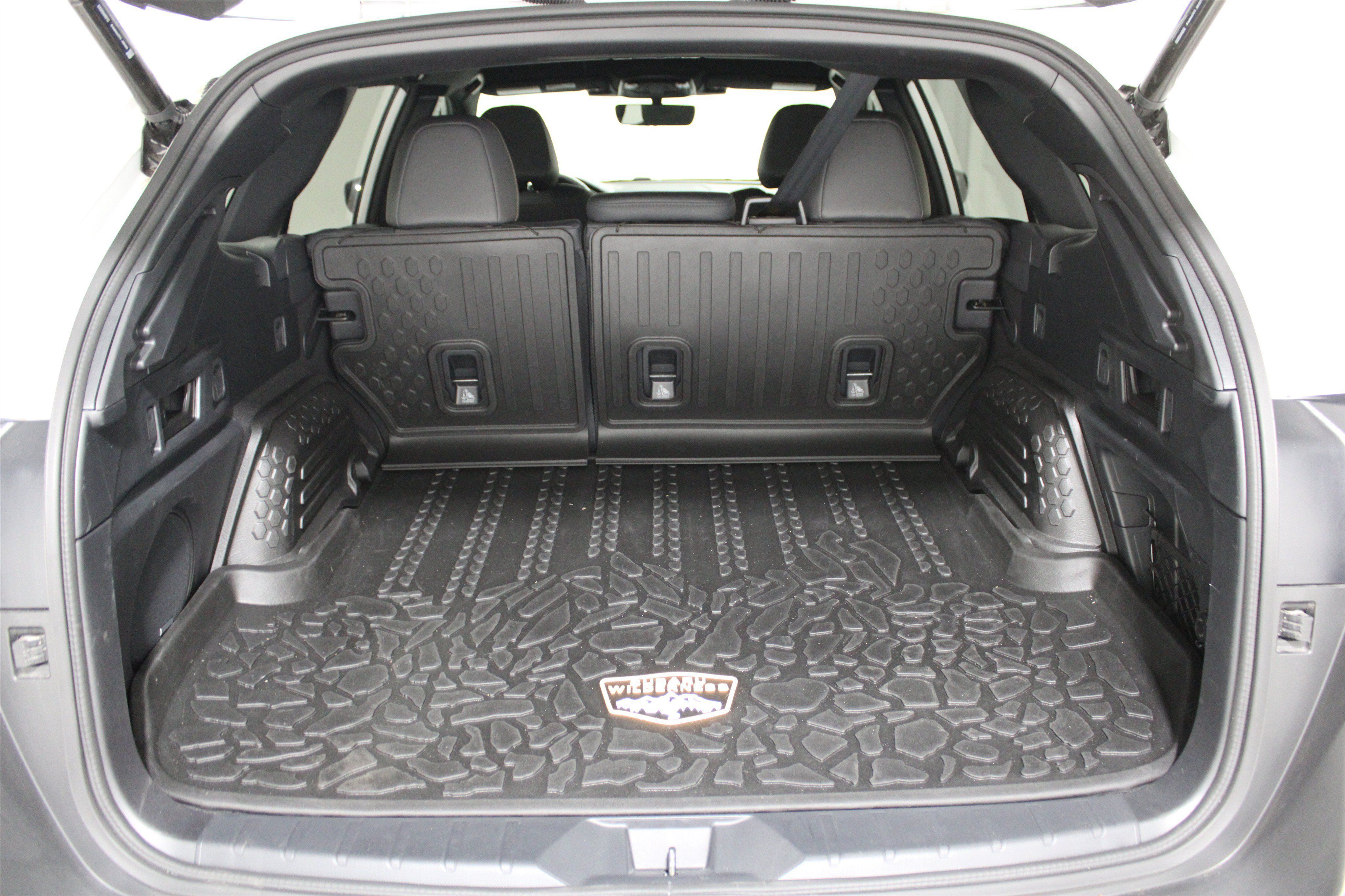 Used 2025 Subaru Outback Wilderness AWD/4WD image 16