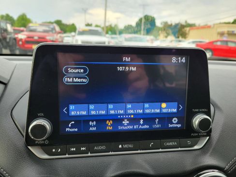 Used 2023 Nissan Sentra SV FWD image 20