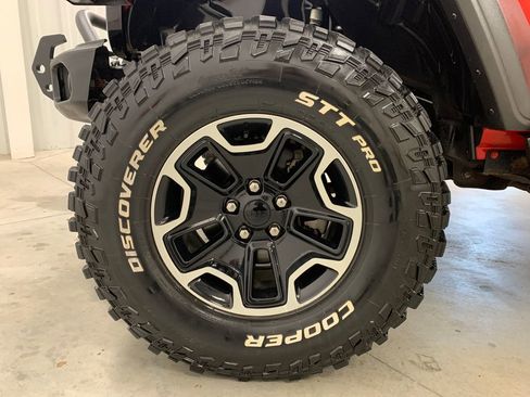 Used 2021 Jeep Wrangler Unlimited Sport AWD/4WD image 19