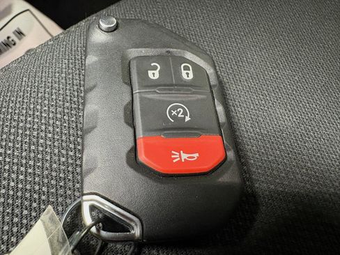 Used 2023 Jeep Wrangler Unlimited w/ Cold Weather Group image 13