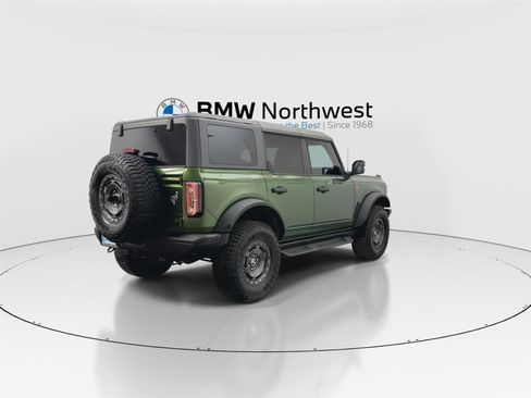 Used 2024 Ford Bronco Badlands AWD/4WD image 3