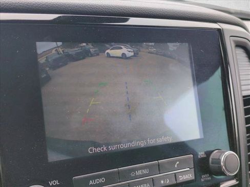 Used 2023 Nissan Titan SV w/ SV Convenience Package AWD/4WD image 12