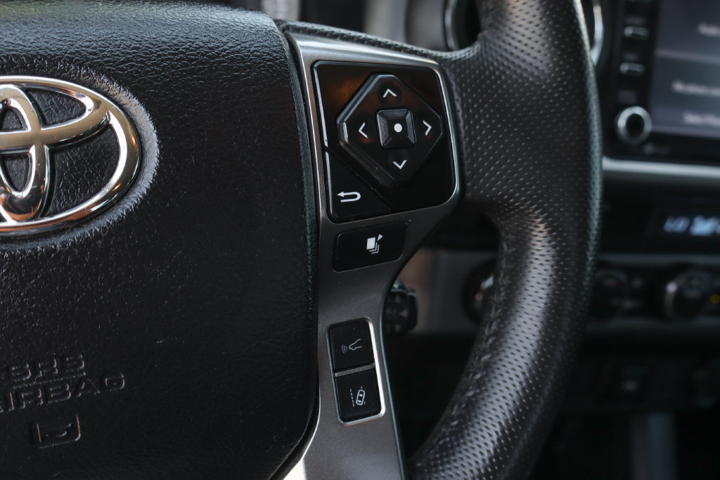 Used 2022 Toyota Tacoma SR5 AWD/4WD image 29