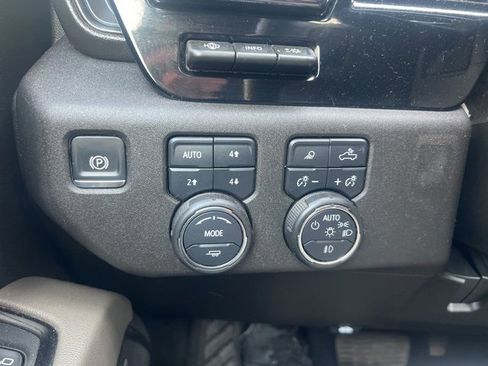 Used 2024 Chevrolet Silverado 2500 ZR2 w/ ZR2 Bison Edition image 22
