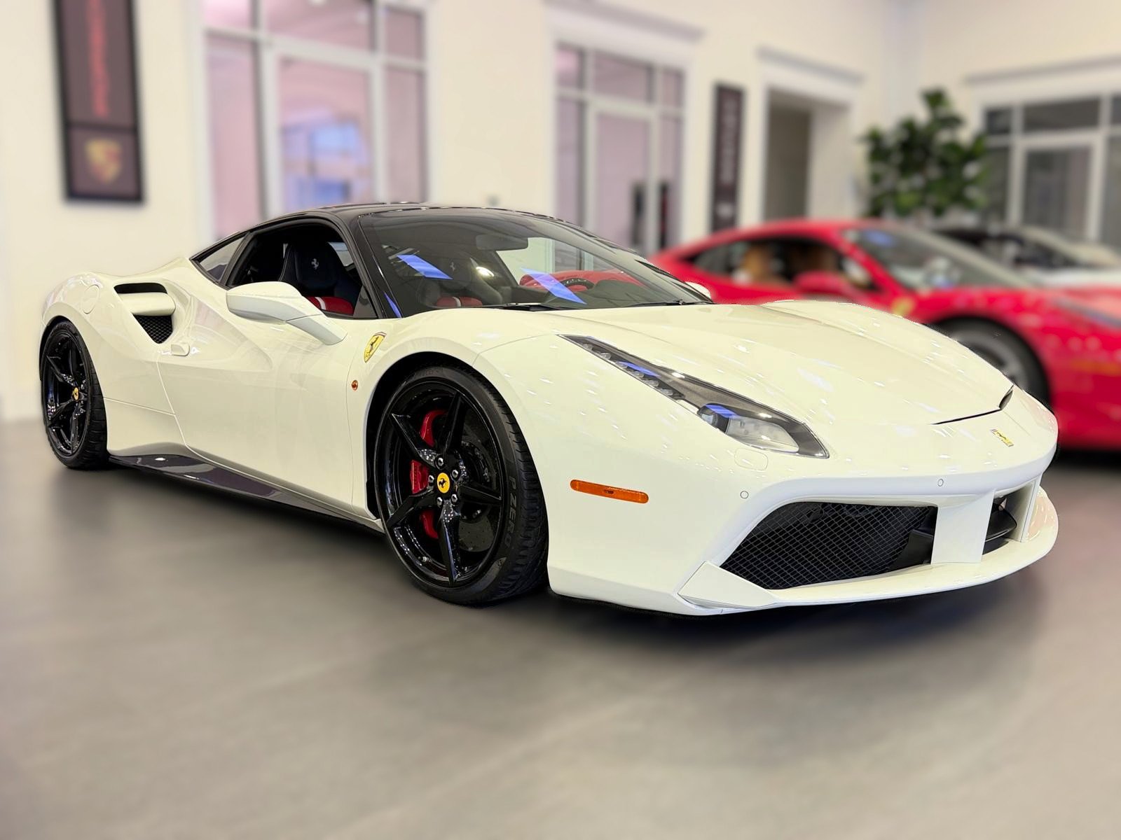 Used 2017 Ferrari 488 GTB RWD image 1