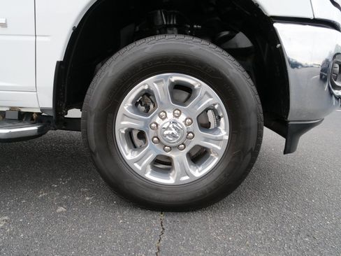 Used 2024 RAM 3500 Big Horn image 12