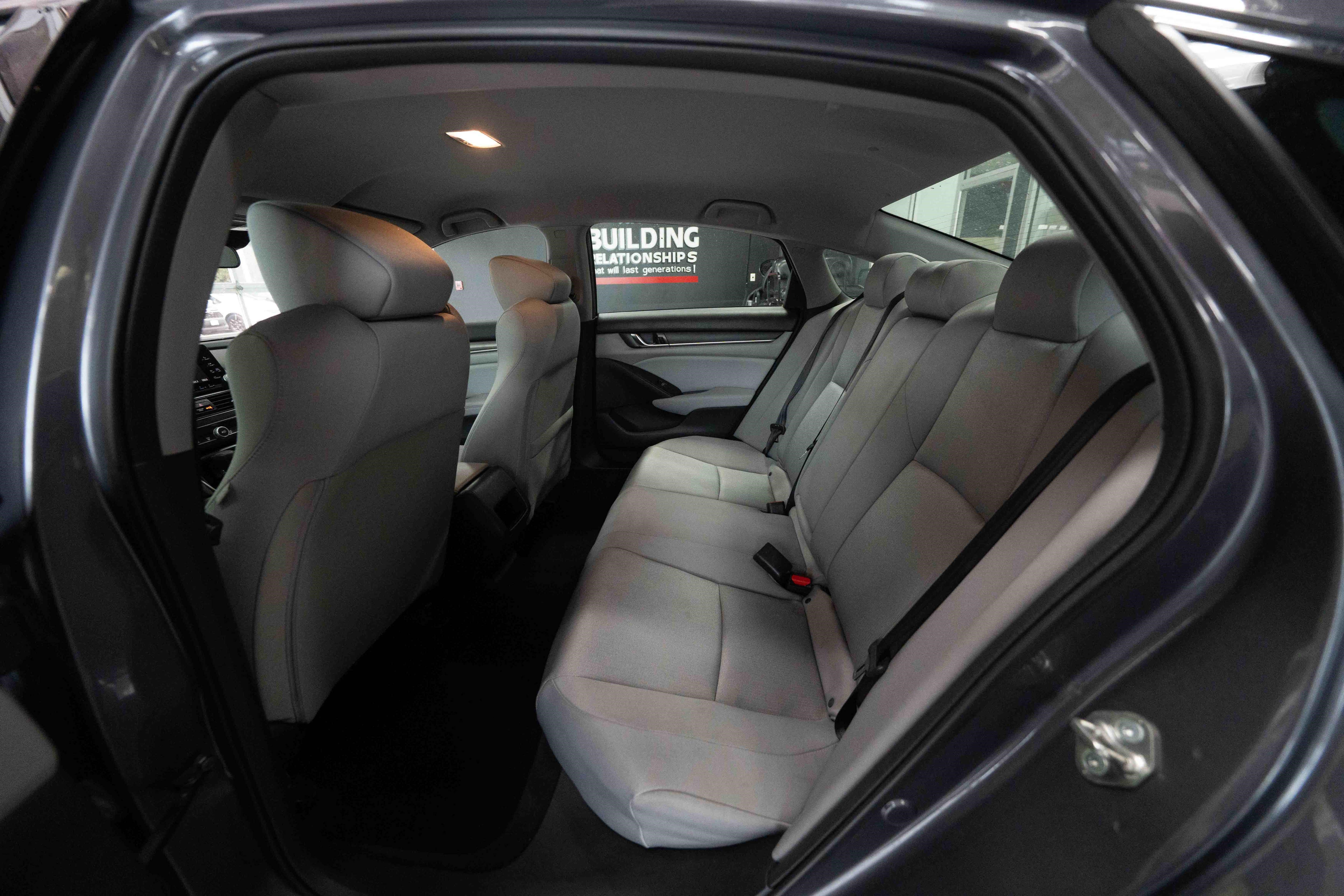 Used 2018 Honda Accord LX image 23