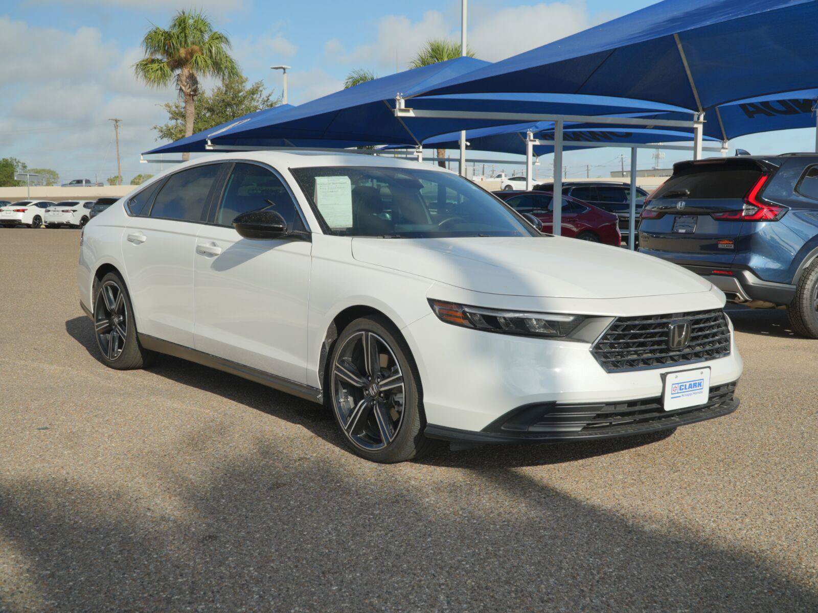 Used 2025 Honda Accord Sport image 3
