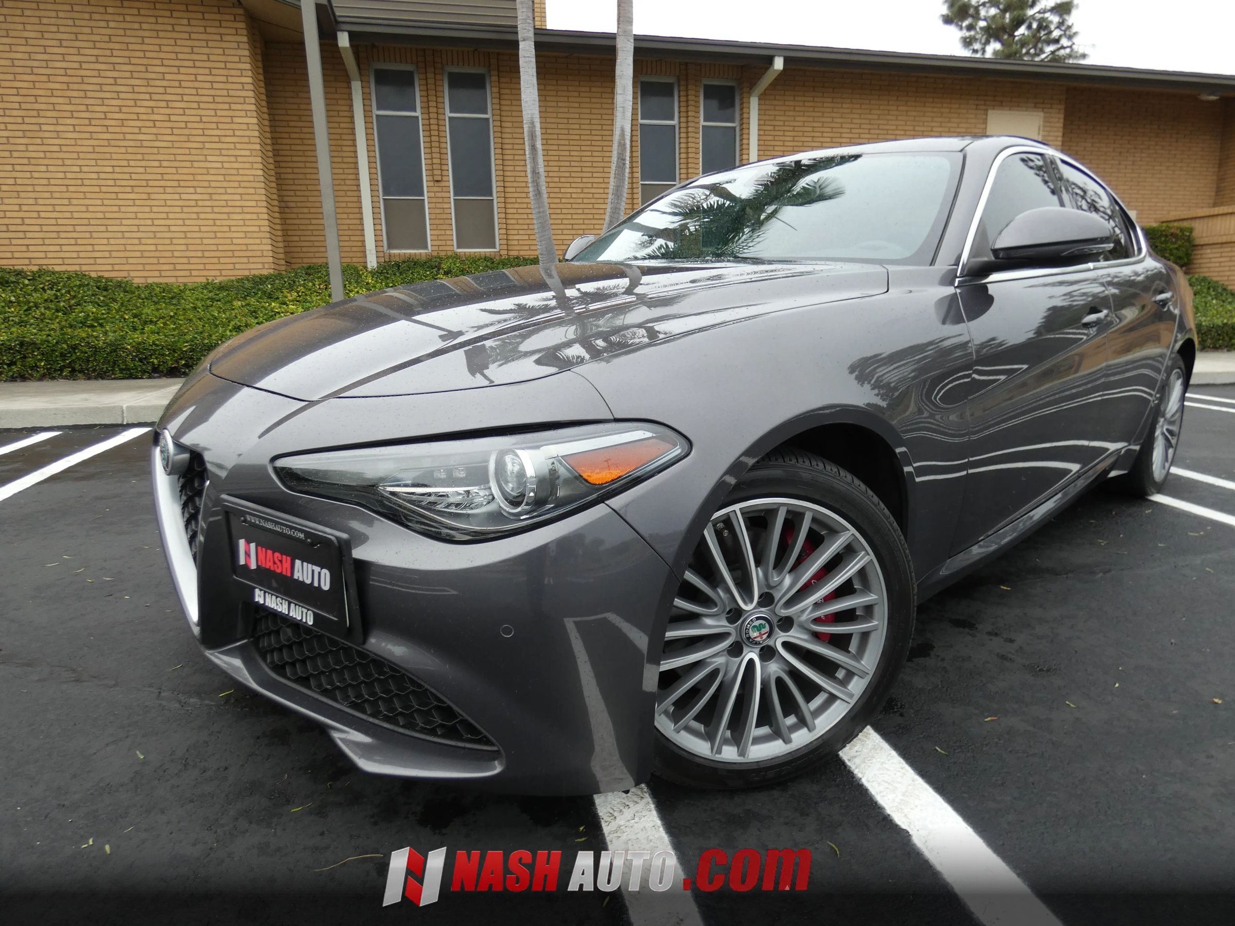 Used 2018 Alfa Romeo Giulia Ti w/ Quick Order Package 22X Lusso AWD/4WD image 15