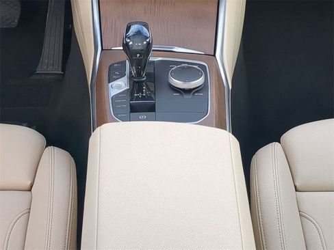 Used 2021 BMW 330i xDrive Sedan w/ Convenience Package image 20