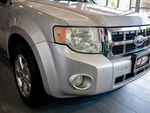 Used 2011 Ford Escape XLT w/ 203A Rapid Spec Order Code AWD/4WD image 10