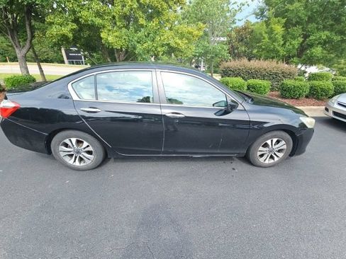 Used 2013 Honda Accord LX image 1
