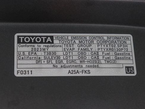Used 2023 Toyota RAV4 XLE Premium FWD image 29
