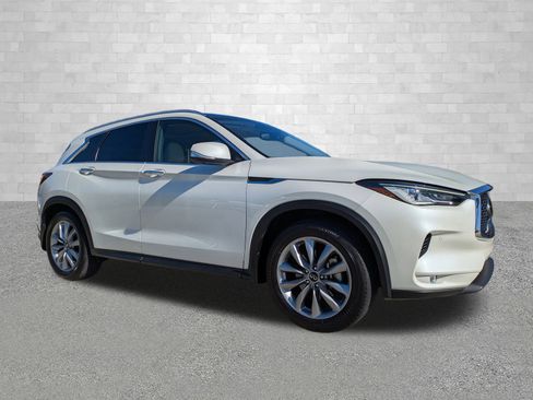 Used 2022 INFINITI QX50 Essential image 1