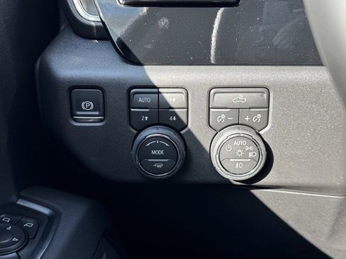 New 2026 Chevrolet Silverado 1500 LT Trail Boss w/ Convenience Package II image 29