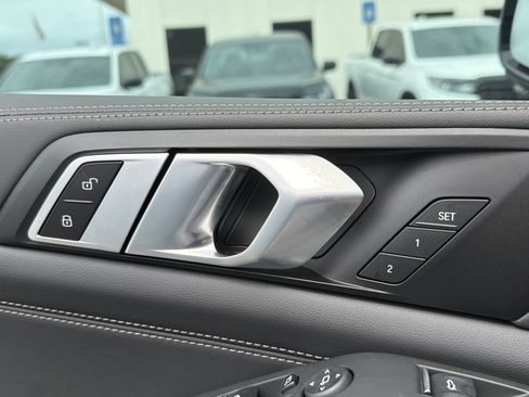New 2026 BMW X5 sDrive40i w/ M Sport Package RWD image 17