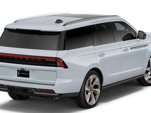 New 2026 Lincoln Navigator Black Label AWD/4WD image 25