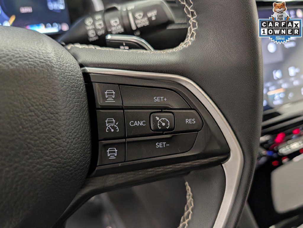 Used 2023 Jeep Grand Cherokee Altitude AWD/4WD image 20