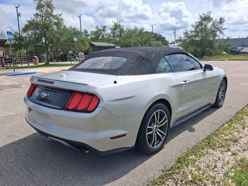 Used 2016 Ford Mustang Premium RWD image 6