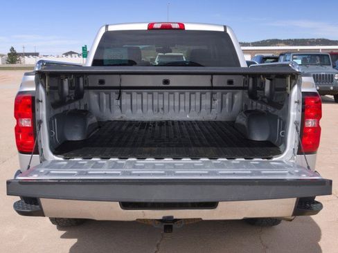 Used 2018 Chevrolet Silverado 1500 LT w/ All Star Edition AWD/4WD image 5