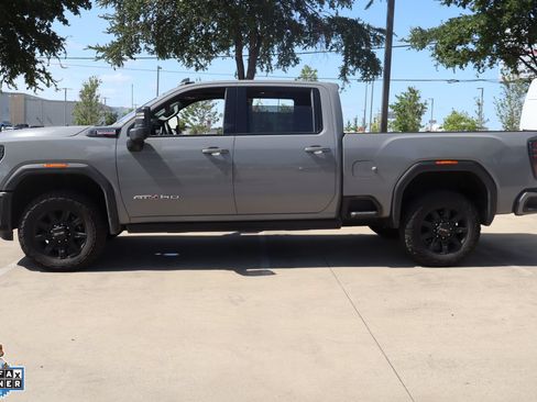 Used 2025 GMC Sierra 2500 AT4 w/ AT4 Premium Plus Package AWD/4WD image 7