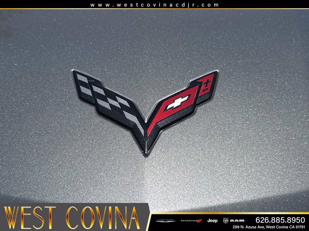 Used 2015 Chevrolet Corvette Stingray Coupe w/ Battery Protection Package RWD image 8