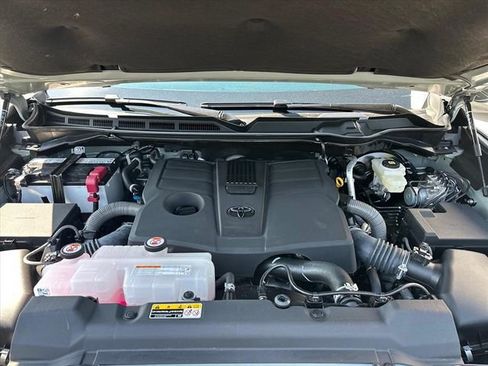 Used 2026 Toyota Tundra SR5 w/ SR5 Convenience Package image 27