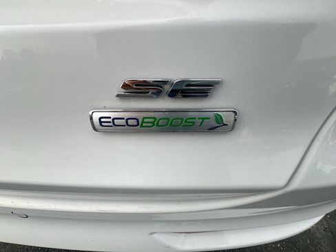 Used 2020 Ford Fusion SE w/ Equipment Group 151A image 35