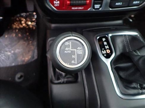 New 2025 Jeep Wrangler Unlimited Rubicon image 22