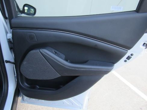 Used 2023 Ford Mustang Mach-E Premium image 27